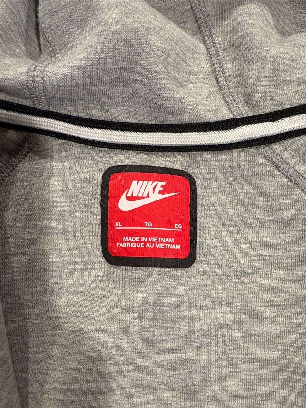 Nike Tech -Light Gray Heather Full-Zip Nike Tech - Picture 10 of 10